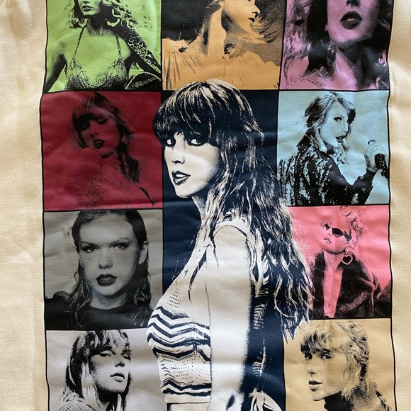 Official Taylor Swift Eras Tour oversized cream hoodie XL. NWT - Picture 4 of 5